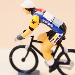 Figurine 1985 B.Hinault